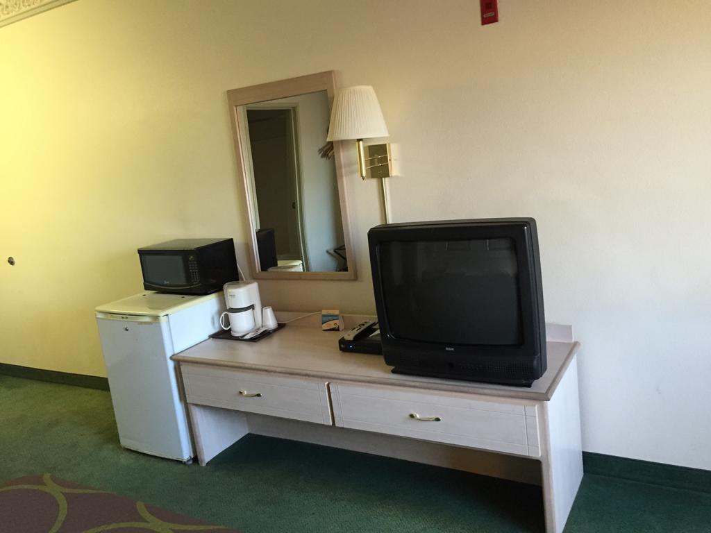 Super 8 By Wyndham Willcox Motel Phòng bức ảnh
